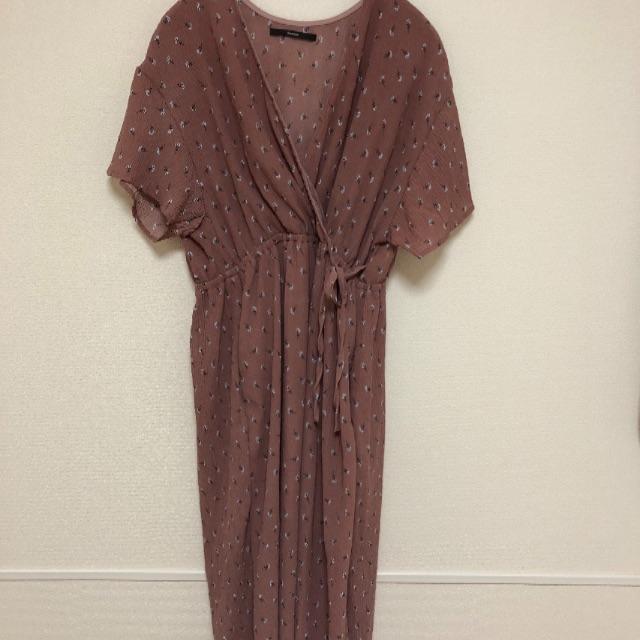 Kastane - 新品 未使用 カスタネ小花柄カシュワンピ