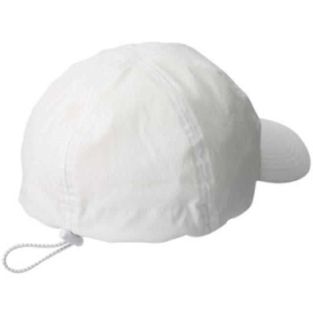 ENFOLD(エンフォルド)のナゴンスタンス ホワイト キャップ レディースの帽子(キャップ)の商品写真