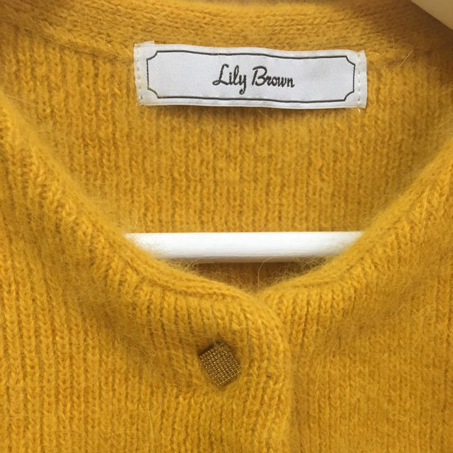 Lily Brown(リリーブラウン)のリリーブラウン イエロー半袖ニットトップス レディースのトップス(ニット/セーター)の商品写真