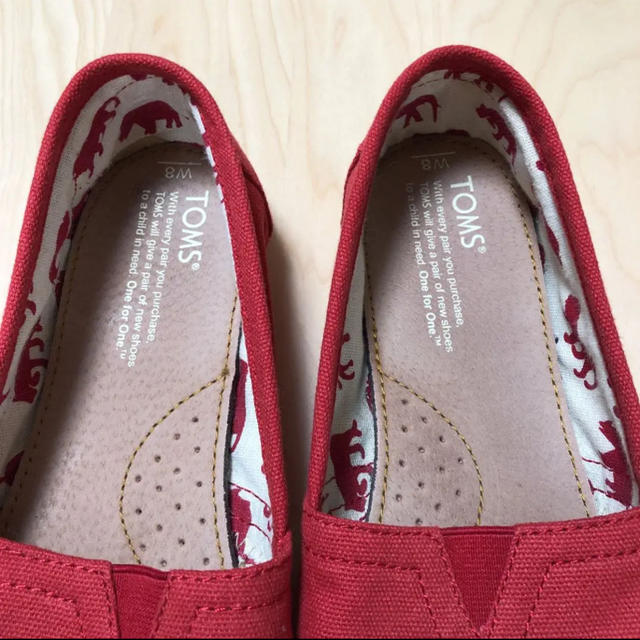 TOMS(トムズ)のTOMS スリッポン 25cm レディースの靴/シューズ(スリッポン/モカシン)の商品写真