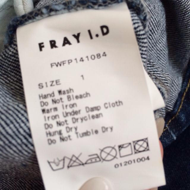 FRAY I.D(フレイアイディー)のFRAY I.D♡デニムショートパンツ レディースのパンツ(ショートパンツ)の商品写真