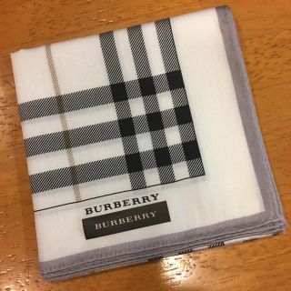 バーバリー(BURBERRY)のBURBERRY  ハンカチ  50㎝×50㎝   新品(ハンカチ)