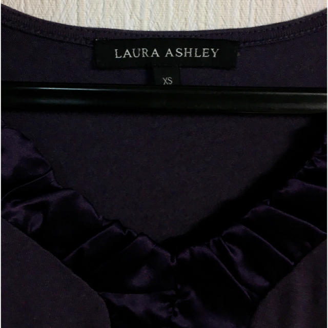 LAURA ASHLEY(ローラアシュレイ)のローラ アシュレイ カットソー LAURA ASHLEY シャツ シルク ロンT レディースのトップス(カットソー(長袖/七分))の商品写真