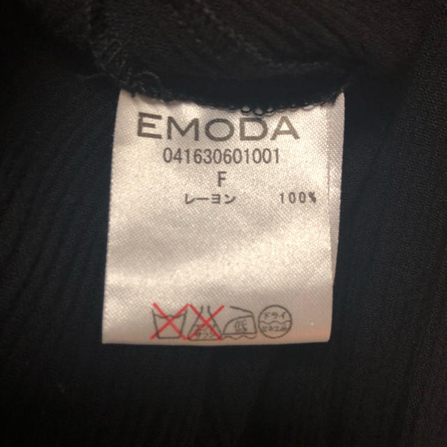 EMODA(エモダ)の※mai様専用※チョーカー付きトップス レディースのトップス(カットソー(長袖/七分))の商品写真