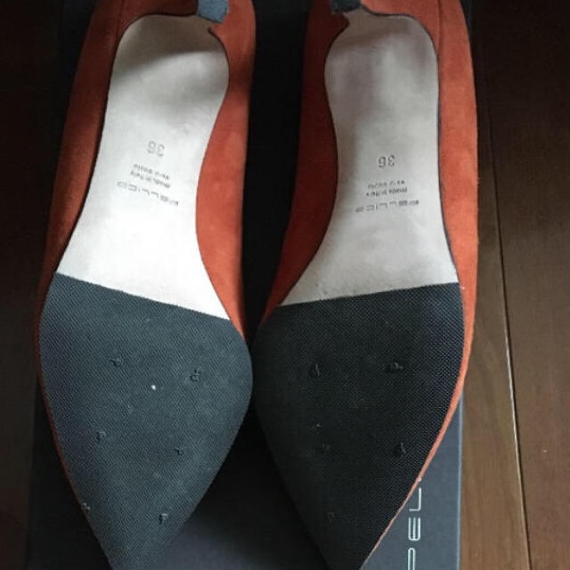 PELLICO(ペリーコ)の【zekki7788様専用】ペリーコ  定番スエードパンプス 美品 レディースの靴/シューズ(ハイヒール/パンプス)の商品写真