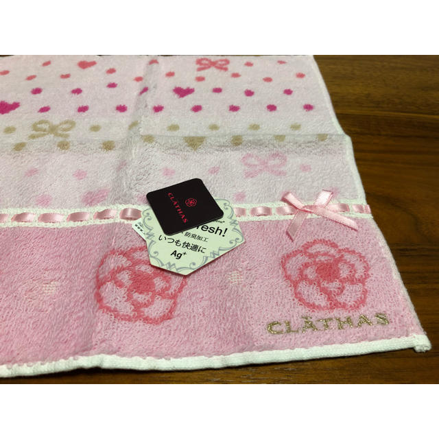 CLATHAS(クレイサス)の新品未使用⋆タオルハンカチ⋆ LADUREE⋆ CLATHAS レディースのファッション小物(ハンカチ)の商品写真