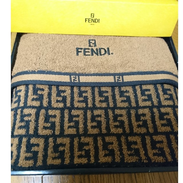 FENDI♡バスタオル(新品)