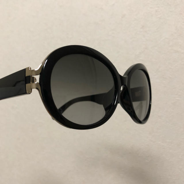 Salvatore Ferragamo(サルヴァトーレフェラガモ)のサングラス 新品未使用 レディースのファッション小物(サングラス/メガネ)の商品写真