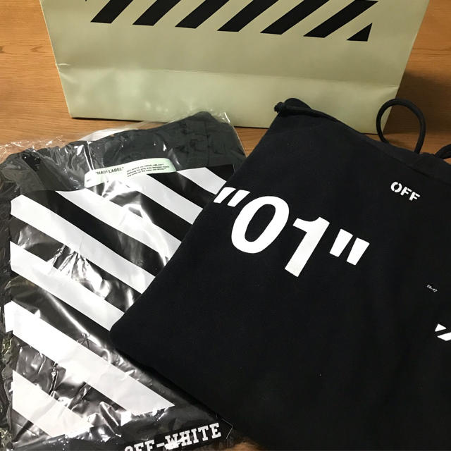 off-white for all 01 パーカー にゃん太郎様専用のサムネイル