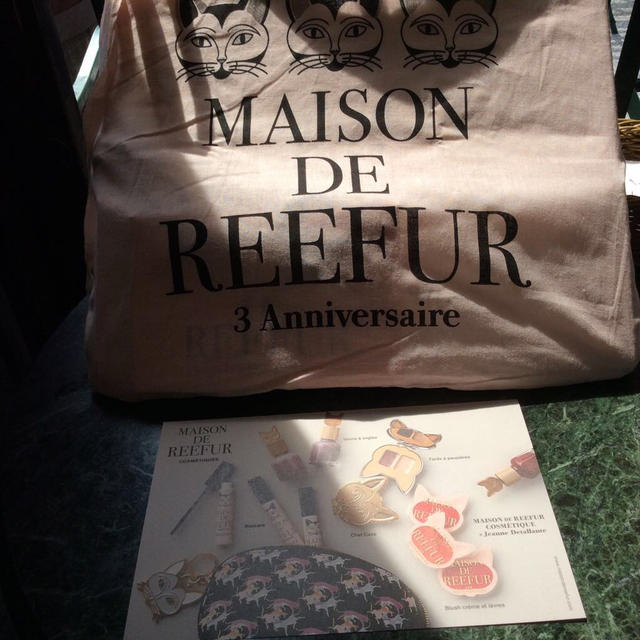 Maison de Reefur(メゾンドリーファー)のリーファー三周年記念ショッパーカタログ付 レディースのバッグ(エコバッグ)の商品写真