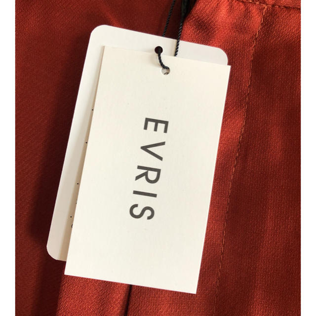 EVRIS(エヴリス)のEVRIS ワイドパンツ オレンジ レディースのパンツ(バギーパンツ)の商品写真