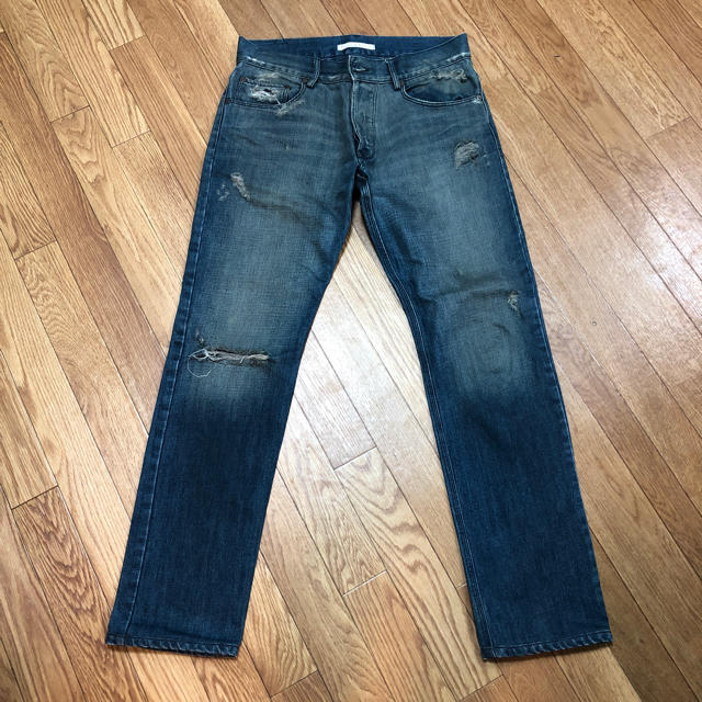 Denim  &  Thread  ストレート ダメージジーンズ  32 メンズのパンツ(デニム/ジーンズ)の商品写真