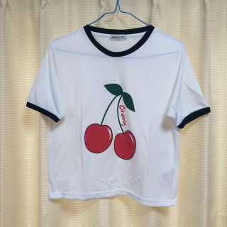 ウィゴー(WEGO)のさくらんぼTシャツ(Tシャツ(半袖/袖なし))