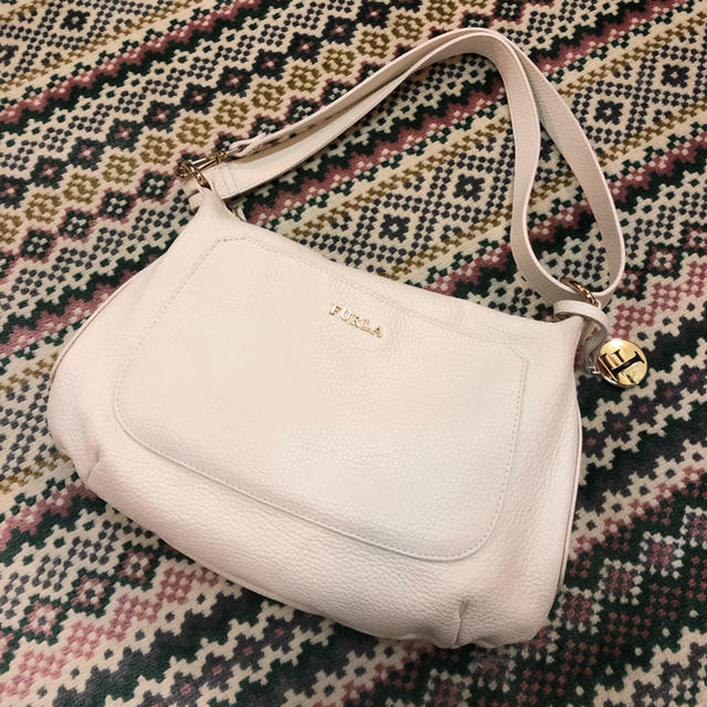 Furla(フルラ)のフルラ ホワイト ハンドバッグ レディースのバッグ(ハンドバッグ)の商品写真