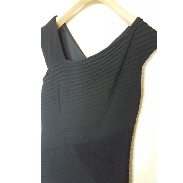 TADASHI SHOJI(タダシショウジ)のバーニーズニューヨーク TADASHI SYOJI ワンピース 黒 フォーマル レディースのフォーマル/ドレス(その他ドレス)の商品写真
