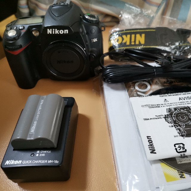 ボディ Nikon - Nikon D90 ボディの ボディ