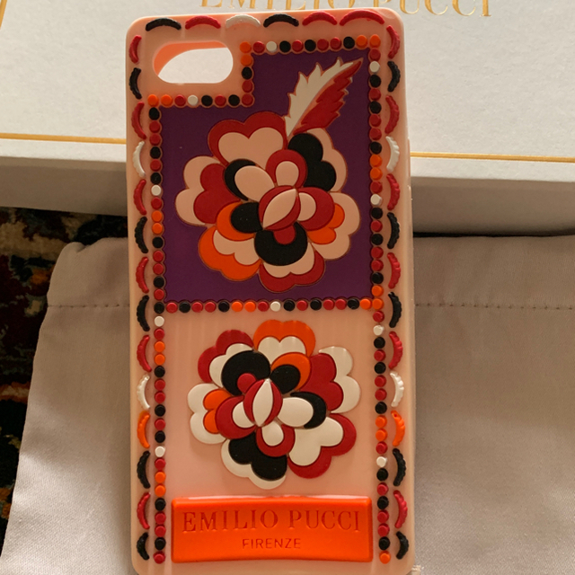 EMILIO PUCCI(エミリオプッチ)のiPhone 7/8 花 スマホ/家電/カメラのスマホアクセサリー(iPhoneケース)の商品写真