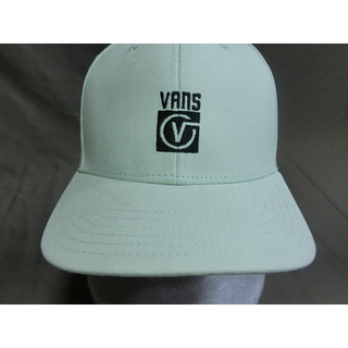 ヴァンズ(VANS)のバンズ シンプルデザイン ロゴ刺繍入り キャップ 薄いグリーン(キャップ)