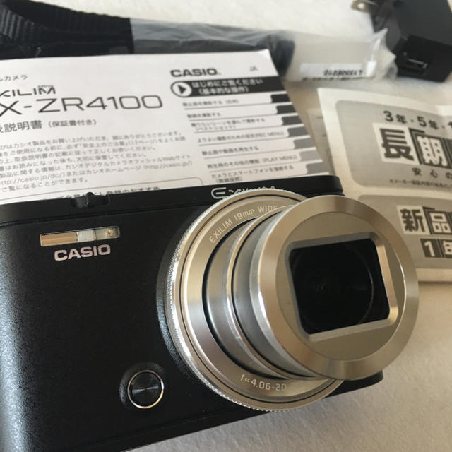 CASIO(カシオ)のCASIO カシオ デジタルカメラ EX-ZR4100 スマホ/家電/カメラのカメラ(コンパクトデジタルカメラ)の商品写真