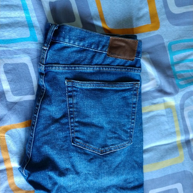 GAP(ギャップ)のギャップ　ジーンズ　33*30　SLIM メンズのパンツ(デニム/ジーンズ)の商品写真