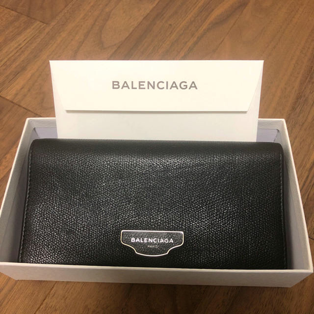 Balenciaga(バレンシアガ)の［いろはす様専用］使用感あり BALENCIAGA バレンシアガ 黒 長財布 レディースのファッション小物(財布)の商品写真