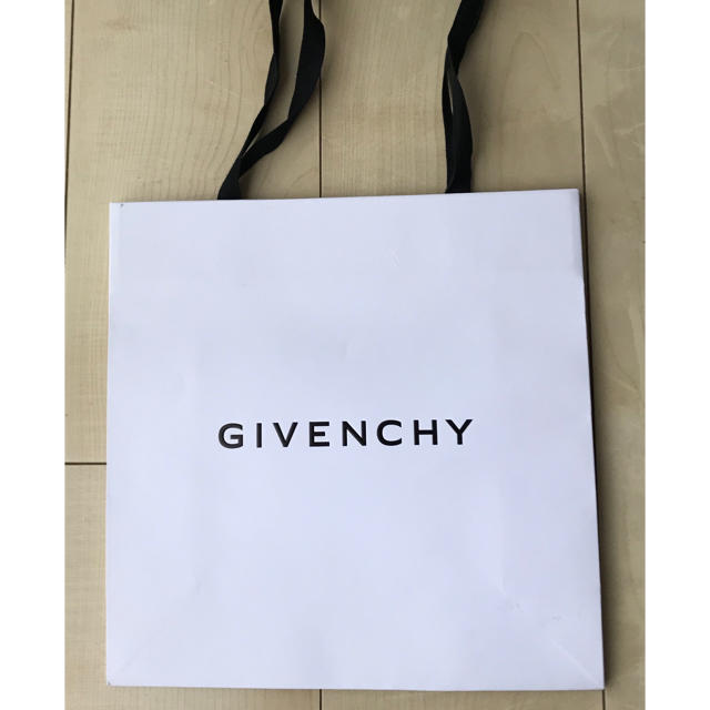 GIVENCHY(ジバンシィ)のジバンシィ GIVENCHY ショップ袋 レディースのバッグ(ショップ袋)の商品写真