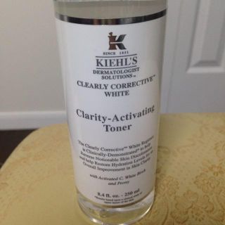 キールズ(Kiehl's)の新品✨美白化粧水(化粧水/ローション)