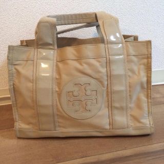 トリーバーチ(Tory Burch)のTORYBURCH♡エナメルバッグ(トートバッグ)