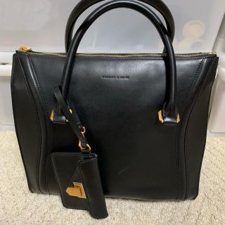 チャールズアンドキース(Charles and Keith)のCHARLES&KEITH(ハンドバッグ)