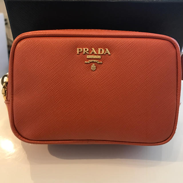 PRADA(プラダ)のプラダ サフィアーノ ミニショルダーバッグ レディースのバッグ(ショルダーバッグ)の商品写真