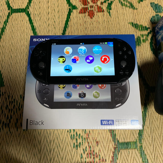 送料無料! ps vita 2000 セット - 携帯用ゲーム機本体