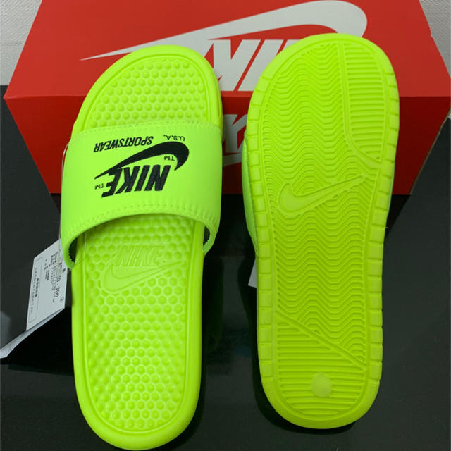 NIKE(ナイキ)のNIKE ナイキ BENASSI ベナッシ 700VOLT/BK 24センチ レディースの靴/シューズ(サンダル)の商品写真