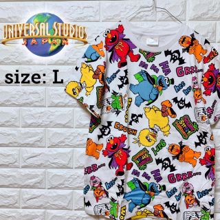 ユニバーサルスタジオジャパン(USJ)の【ゆうあ様】USJ ハロウィン 総柄  Tシャツ セサミストリート Lサイズ(Tシャツ/カットソー(半袖/袖なし))