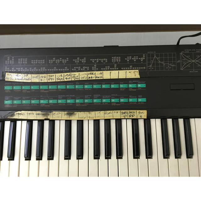 ヤマハ(ヤマハ)のYAMAHA DX7 シンセサイザー 楽器の鍵盤楽器(キーボード/シンセサイザー)の商品写真