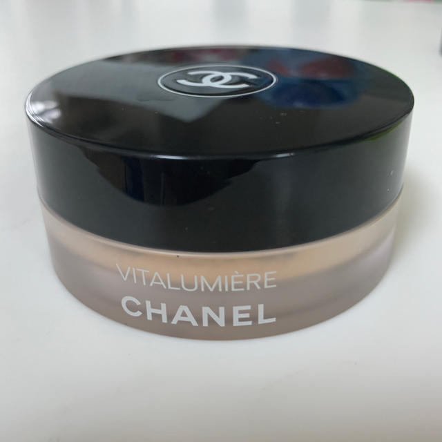 CHANEL(シャネル)のCHANEL ヴィタルミエール ルースパウダー #02 コスメ/美容のベースメイク/化粧品(フェイスパウダー)の商品写真