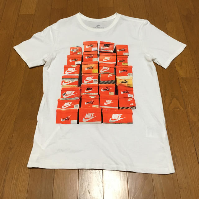 NIKE(ナイキ)のL NIKE シューボックス Tシャツ ロンハーマン 美品 レディースのトップス(Tシャツ(半袖/袖なし))の商品写真