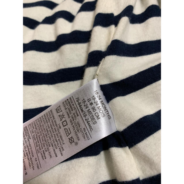 babyGAP(ベビーギャップ)のbabyGap アウター 女の子 90cm カーキー キッズ/ベビー/マタニティのキッズ服女の子用(90cm~)(ジャケット/上着)の商品写真