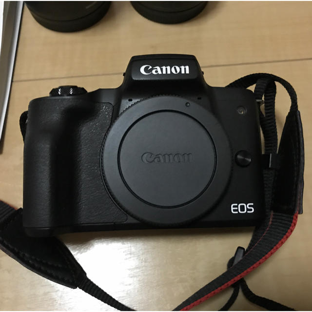 美品 Canon EOS kiss  M ダブルレンズ