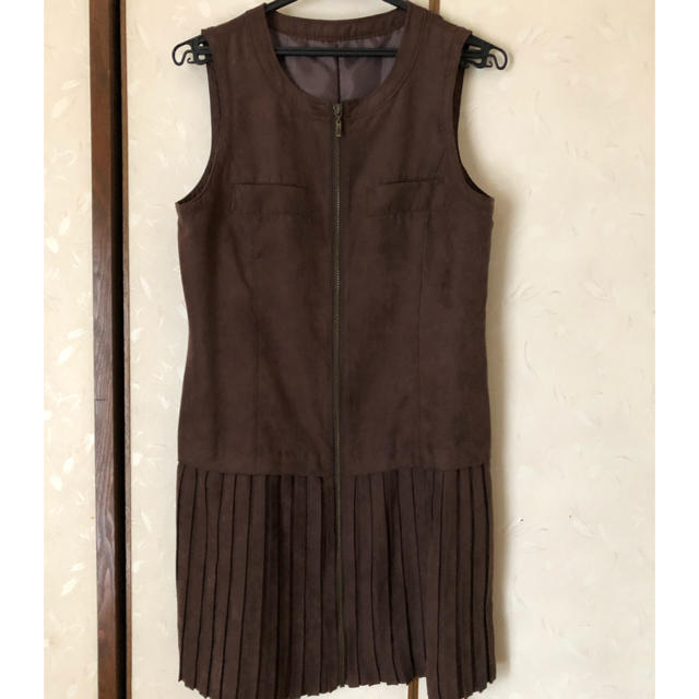 ブラウンのジャンパースカート レディースのスカート(その他)の商品写真