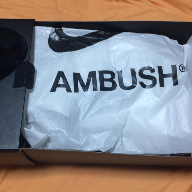 AMBUSH(アンブッシュ)の28㎝ 新品送料込み エアマックス180 アンブッシュ メンズの靴/シューズ(スニーカー)の商品写真