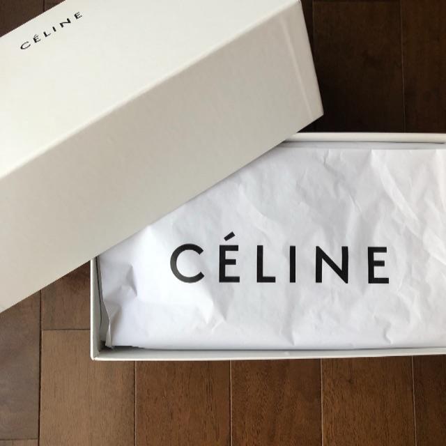 PELLICO(ペリーコ)のCELINE セリーヌ大人気Vカットパンプス  レディースの靴/シューズ(ハイヒール/パンプス)の商品写真