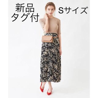 ティティベイト(titivate)の【タグ付新品】titivate 花柄 プリーツ ロングスカート sサイズ(ロングスカート)