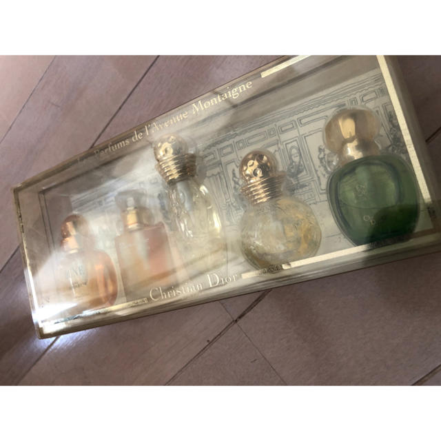 Dior - 香水セットの通販 by プロフ必読でお願いします｜ディオールならラクマ