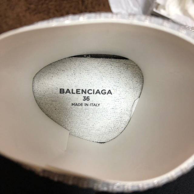 BALENCIAGA スニーカー 36 新品未使用