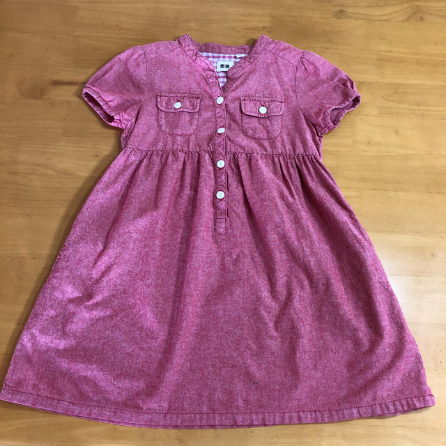 UNIQLO(ユニクロ)のユニクロ ワンピース 120 キッズ/ベビー/マタニティのキッズ服女の子用(90cm~)(ワンピース)の商品写真