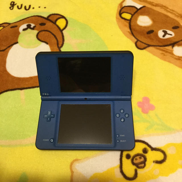 ニンテンドーDS(ニンテンドーDS)のNintendo DS i LL  ブルー⭐️ エンタメ/ホビーのゲームソフト/ゲーム機本体(携帯用ゲーム機本体)の商品写真