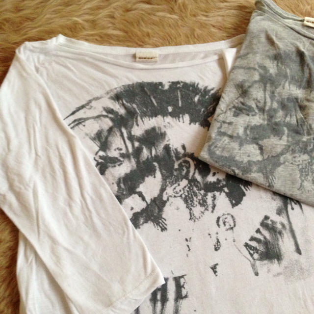 DIESEL(ディーゼル)のDIESEL T3set レディースのトップス(Tシャツ(長袖/七分))の商品写真