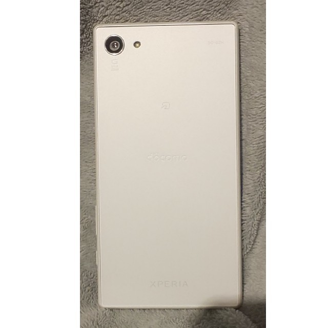 良品 docomo SONY　SO-02H Z5　32GB ホワイト