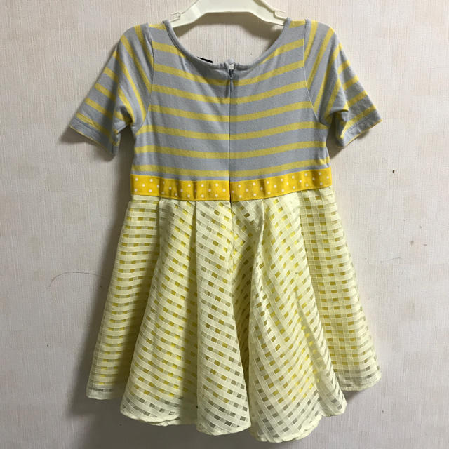 mezzo piano(メゾピアノ)のメゾピアノ ワンピース100 キッズ/ベビー/マタニティのキッズ服女の子用(90cm~)(ワンピース)の商品写真