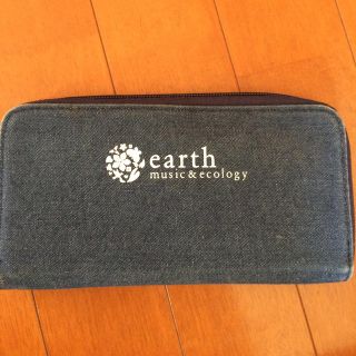 アースミュージックアンドエコロジー(earth music & ecology)の長財布(財布)